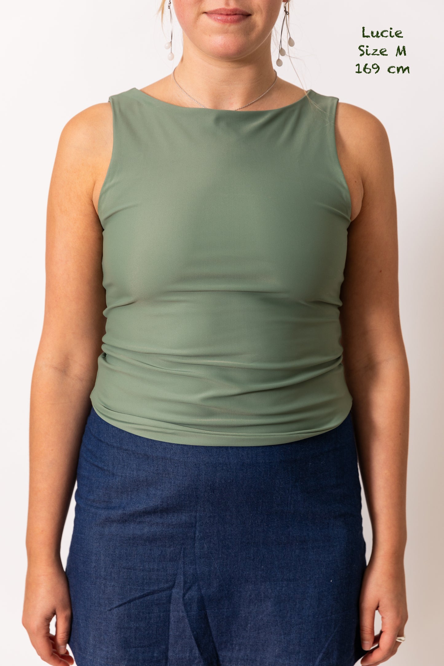 mb01 KHAKI GREEN
