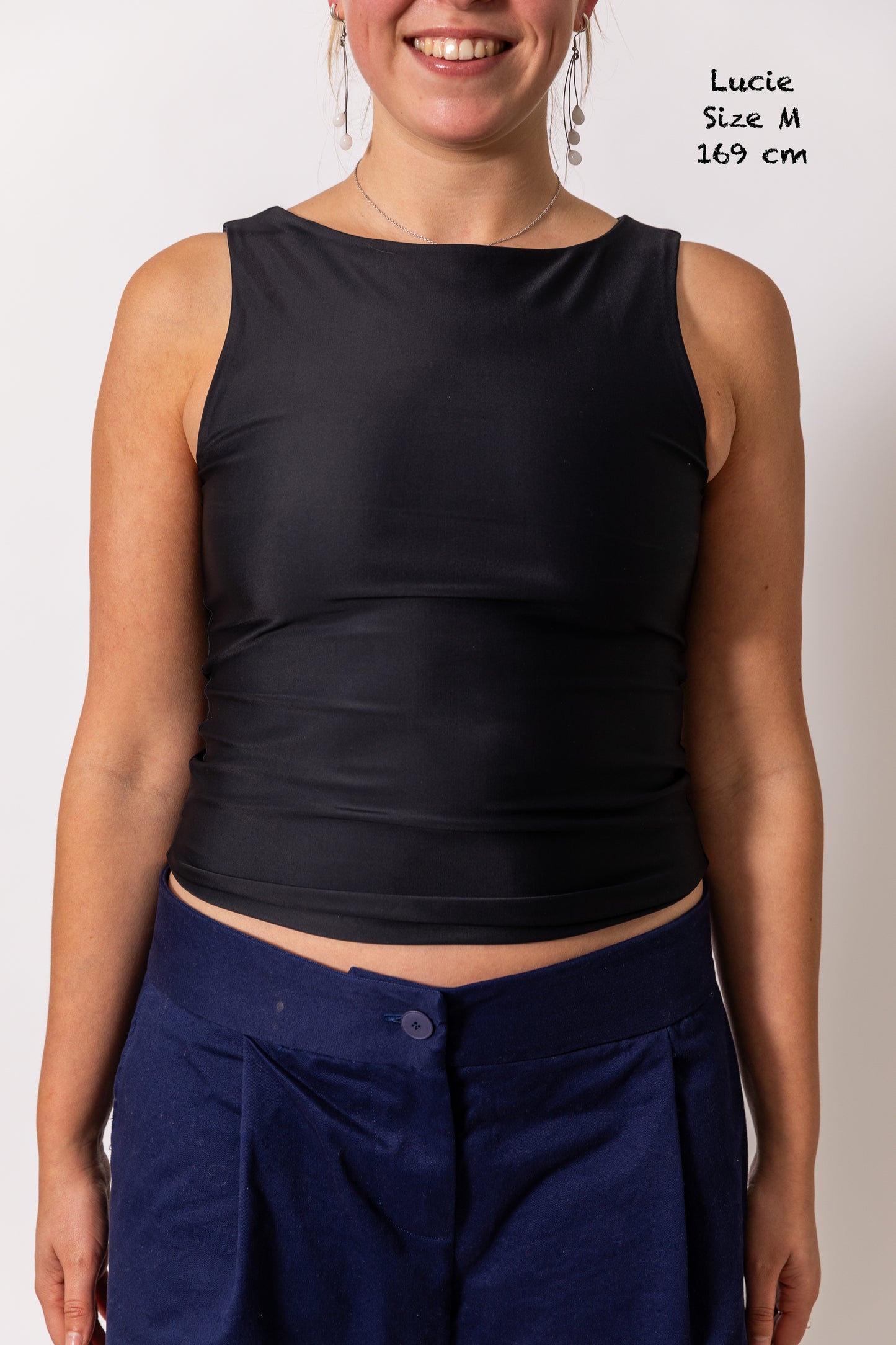 mb01 BLACK