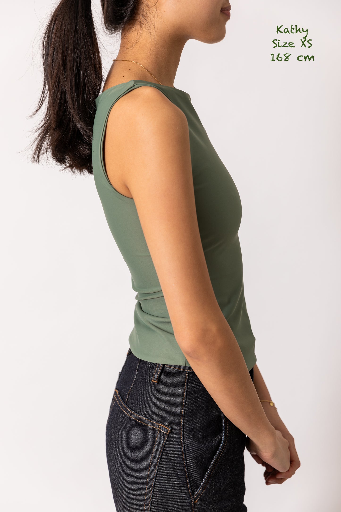 mb01 KHAKI GREEN