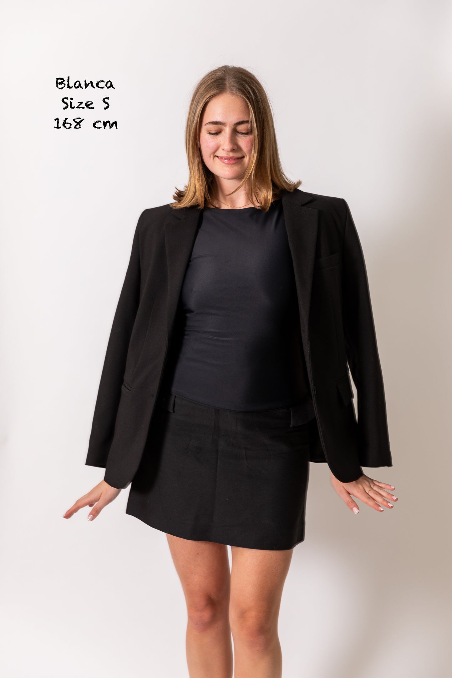 mb01 BLACK